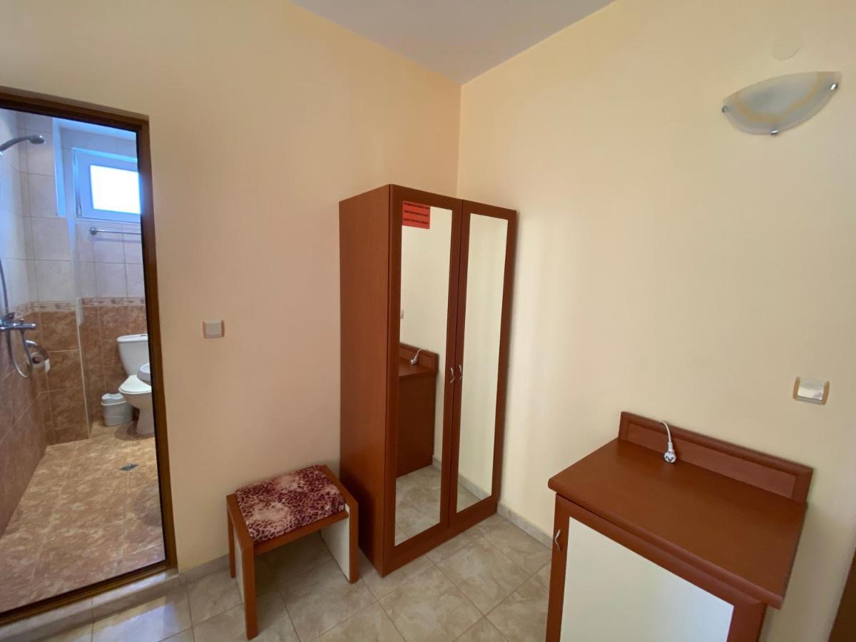 Sunny Guest House Ravda ภายนอก รูปภาพ