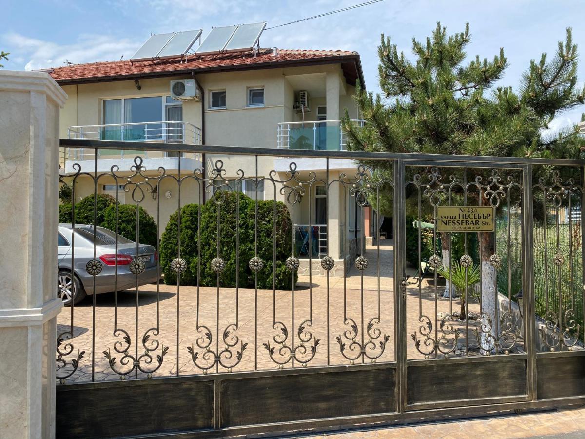 Sunny Guest House Ravda ภายนอก รูปภาพ